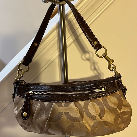 COACH MADISON HOBO CANVAD/LEATHER BAG 12950 - Picture 5 of 9